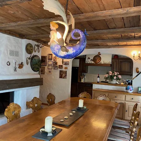 샬레 Stilvolle Grosszuegige 7.5 Zi Maisonette 10 Pers *