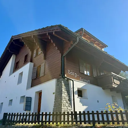 Stilvolle Grosszuegige 7.5 Zi Maisonette 10 Pers 샬레